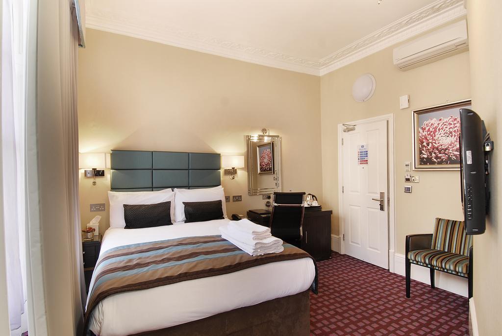 Astors Belgravia Bed & Breakfast London Exterior photo