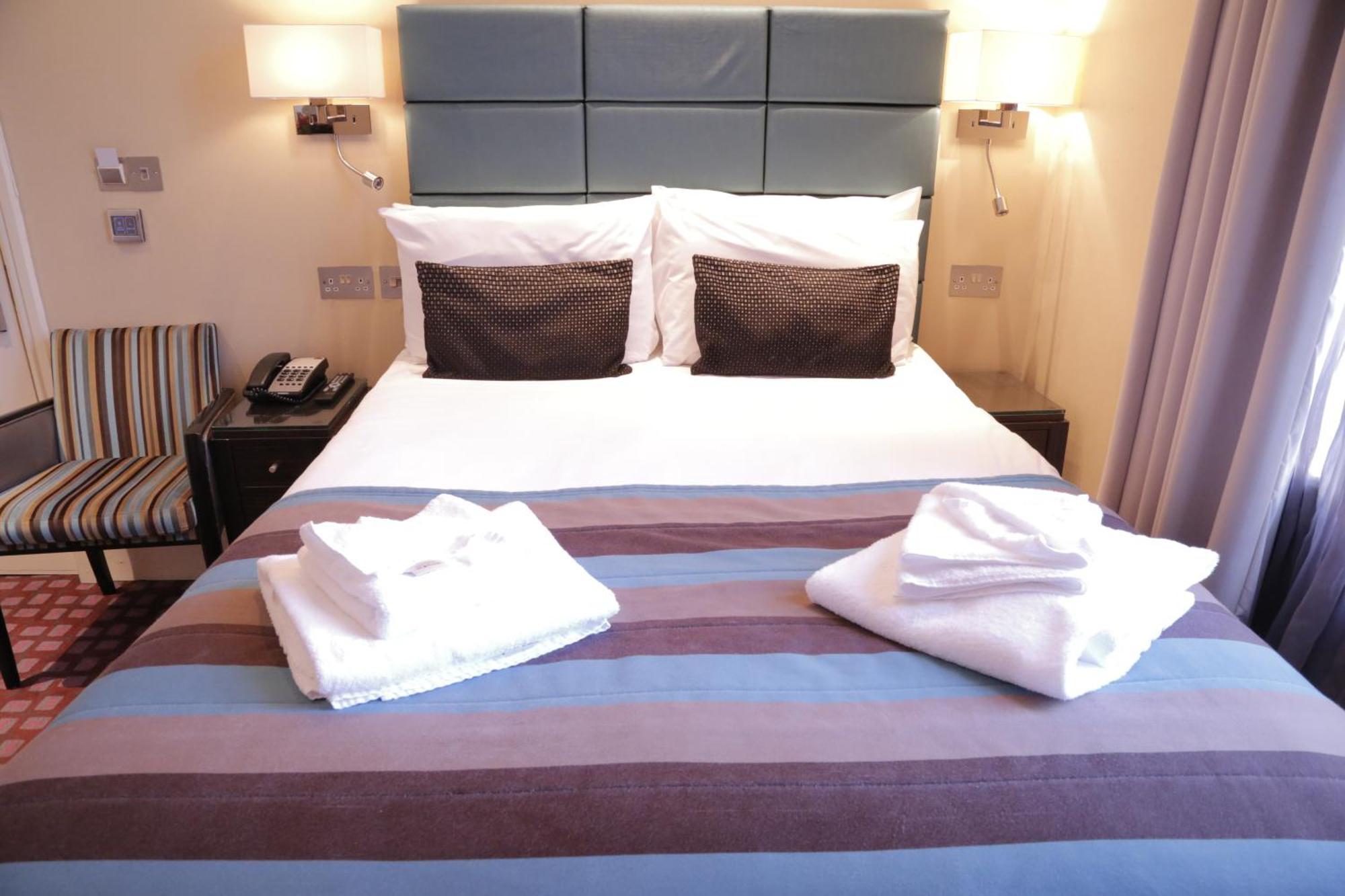 Astors Belgravia Bed & Breakfast London Exterior photo